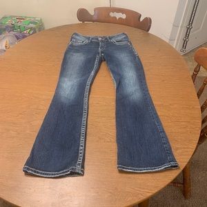 SILVER JEANS Suki Distressed Jeans Sz 26x30 "28x30